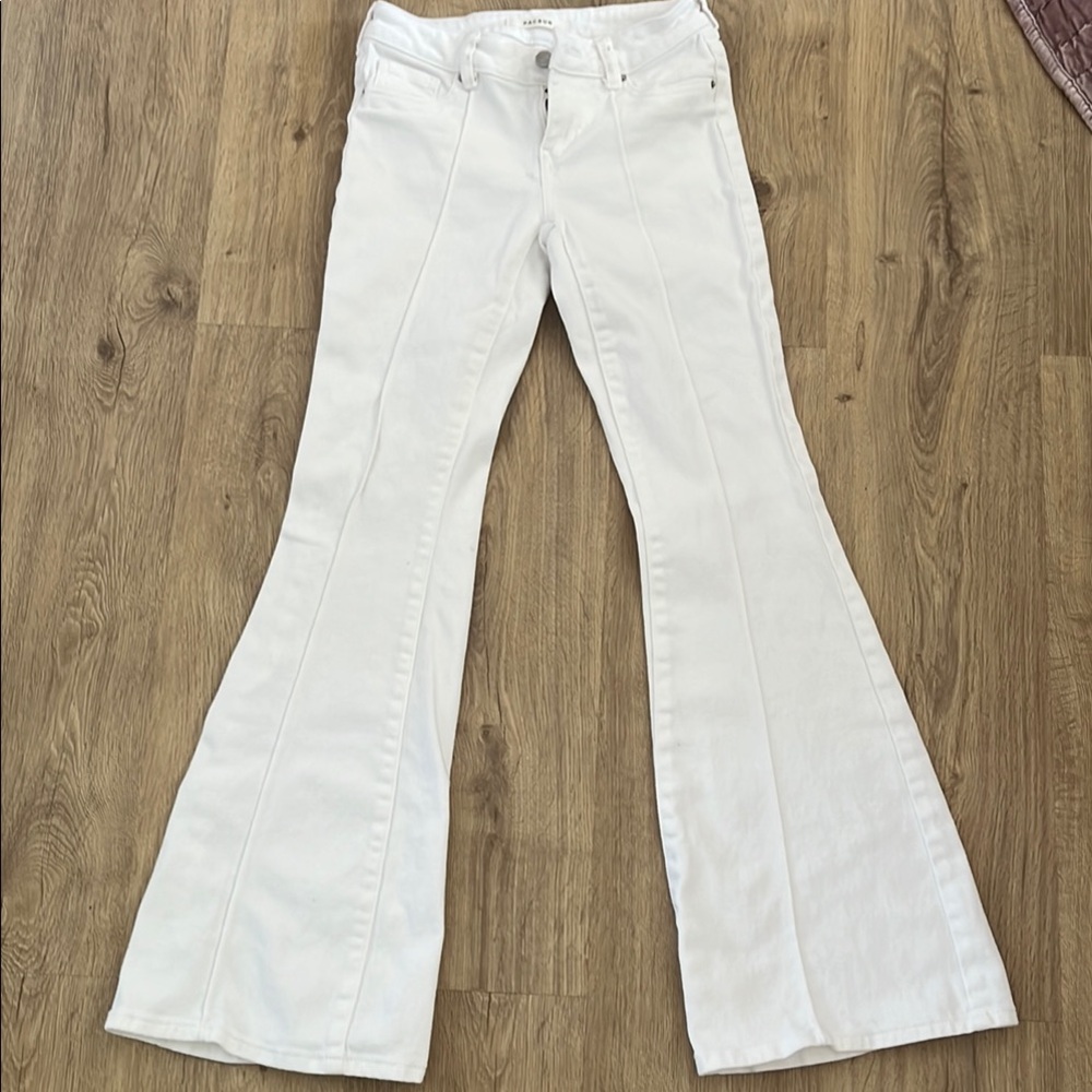 Chic stretch White Flare Pants
